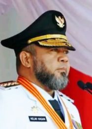 Gubernur Helmi Hasan