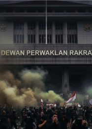 Menguak Tabir