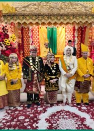 Gelar Adat